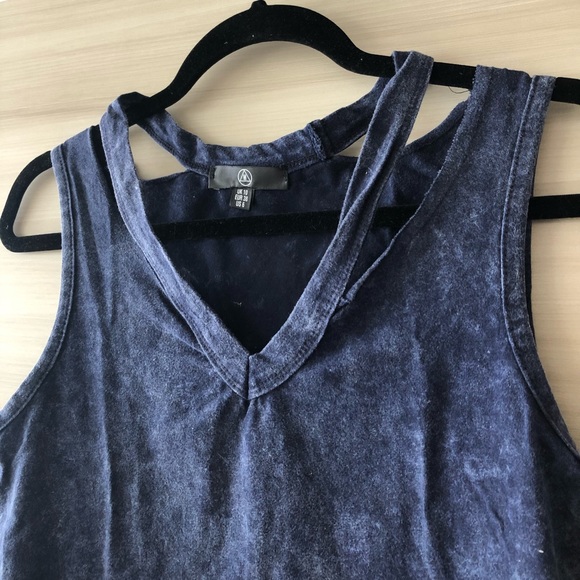 EDGY BODYSUIT - Picture 3 of 3